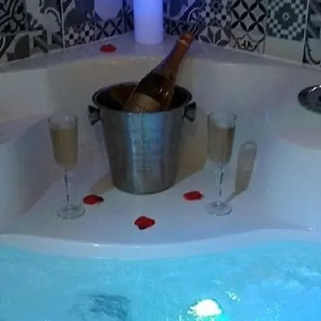 Affittacamere Ecrin D' Romantique Avec Jacuzzi