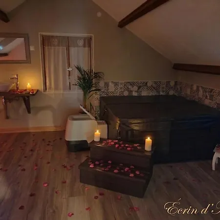 Ecrin D' Romantique Avec Jacuzzi 4*