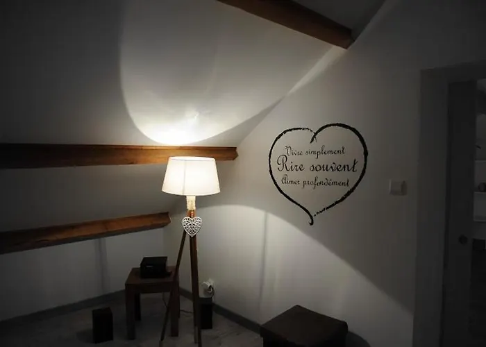 Ecrin D' Romantique Avec Jacuzzi