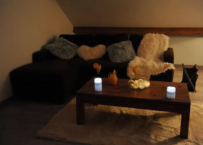 Gasthuis Ecrin D' Romantique Avec Jacuzzi 4*