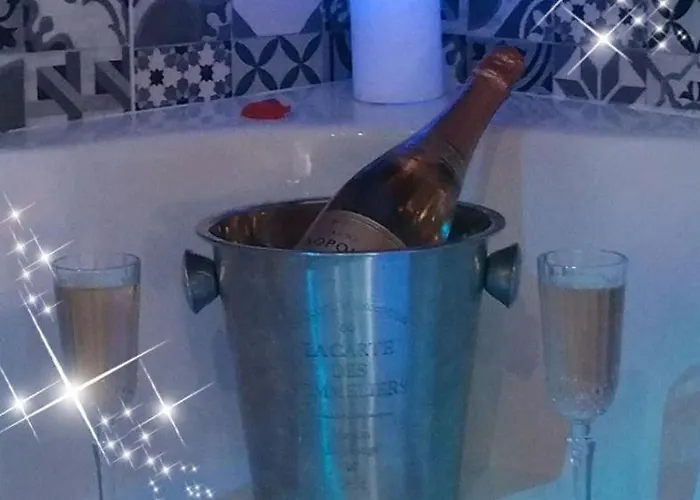 Ecrin D' Romantique Avec Jacuzzi Gasthuis Castels